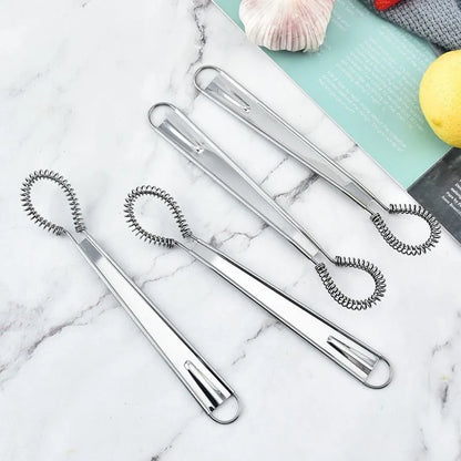 Handheld Mini Egg Blender — Portable Electric Whisk for Baking & Drinks
