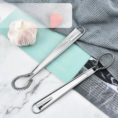 Handheld Mini Egg Blender — Portable Electric Whisk for Baking & Drinks