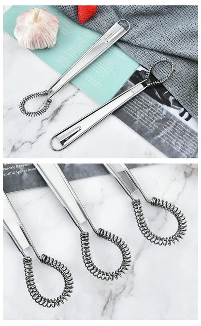 Handheld Mini Egg Blender — Portable Electric Whisk for Baking & Drinks
